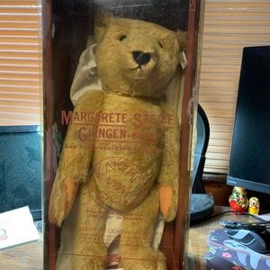 Steiff Bear Mohair Excellent Condition 1980 Papa Bear 0153/43 18" W/Box and cert
